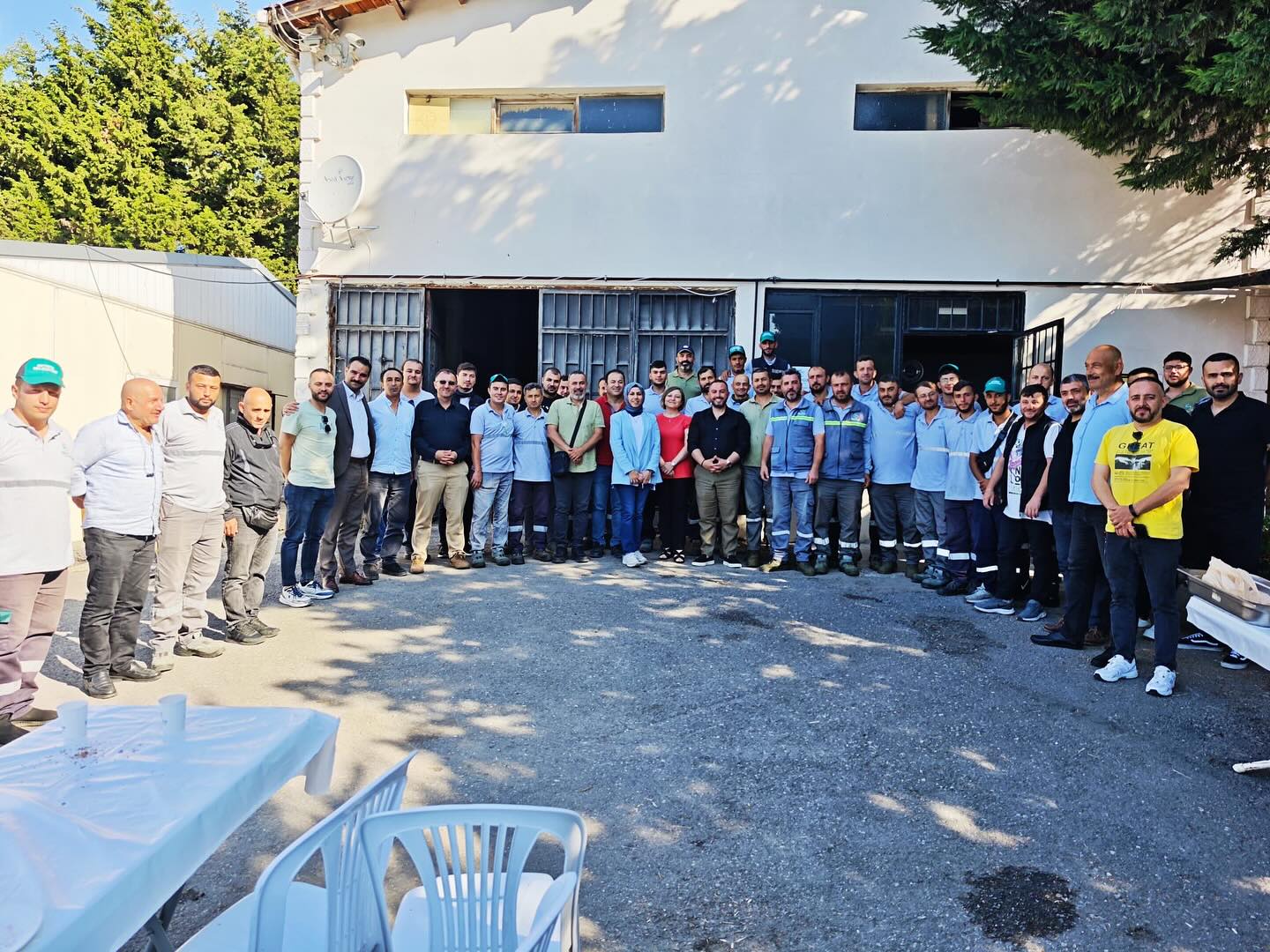 BEYKOZ BELEDİYE BAŞKAN YARDIMCISI MELİH KARAKAYA'DAN EMEKÇİLERE GÖNÜL KÖPRÜSÜ